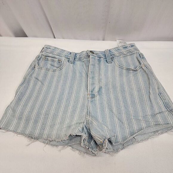 Hollister Ultra High Rise Mom Shorts Denim Size 5 - Picture 1 of 6